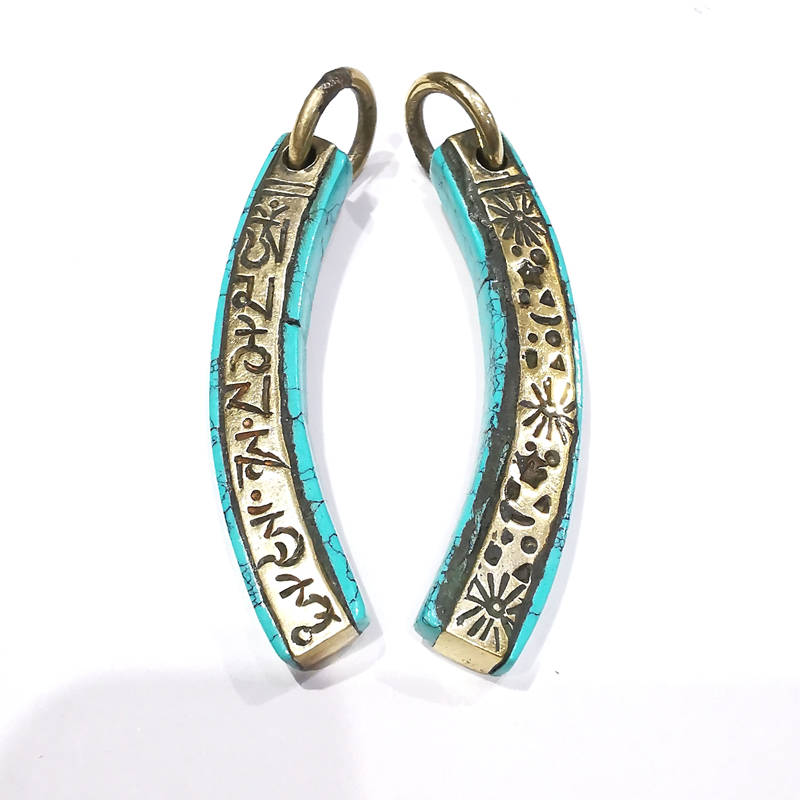 Tibetan Mantras Amulet Charms  - Ethnic Fashion Com recension och pris
