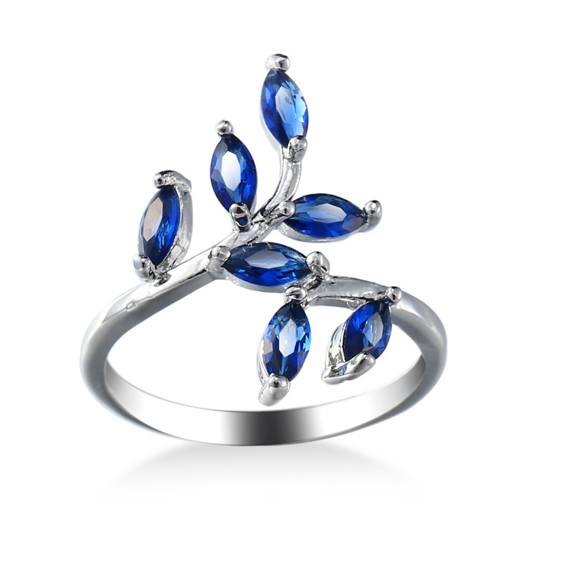 Pretty Blue Leaves Design Ring - Ethnic Fashion Designers recension och pris