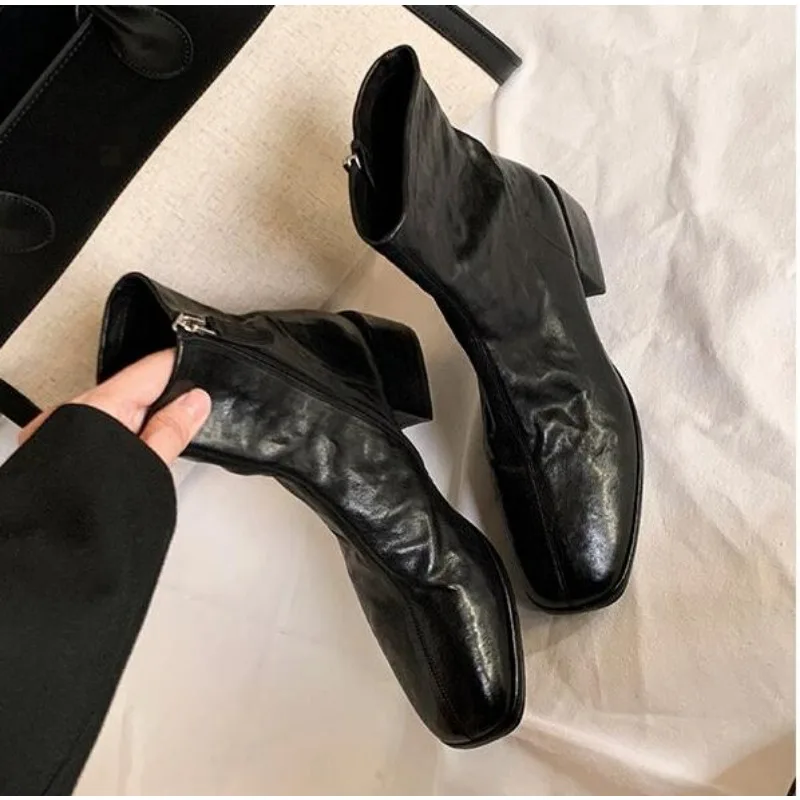 New Women's Shoes Designer Hee - Ethnic Fashion Designers recension och pris