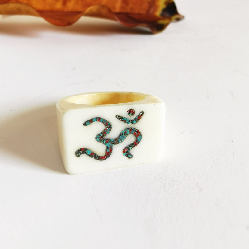 Tibetan Amulet Symbols Ring fo - Ethnic Fashion Com recension och pris