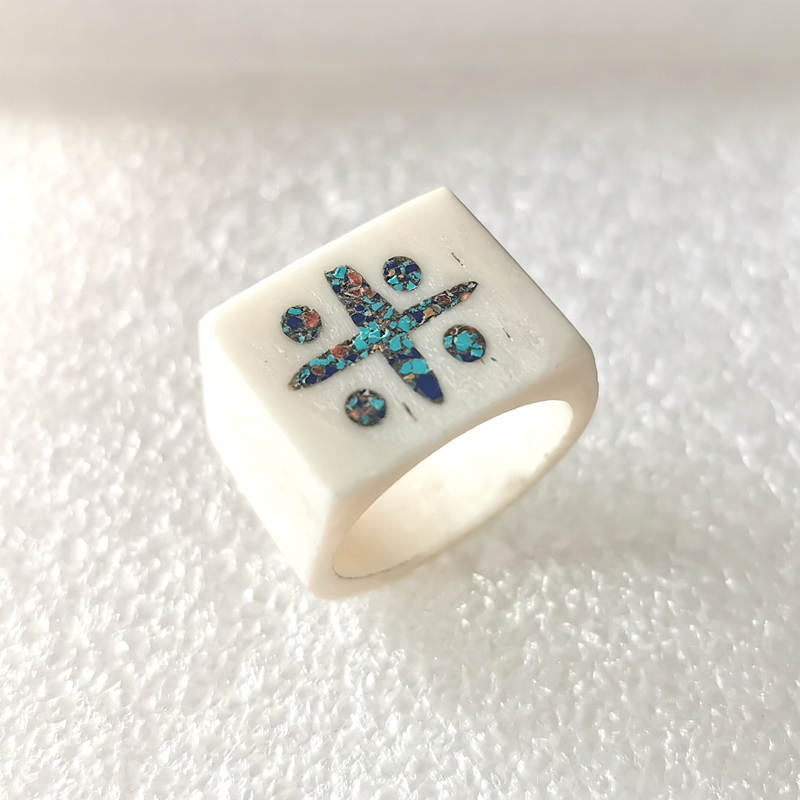 Tibetan Amulet Symbols Ring fo - Ethnic Fashion Com recension och pris